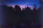 Летняя ночь в Архангельской области коротка - рассвет на р.Илекса в 3 ночи.
